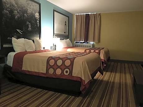 Queen Room with Two Queen Beds - Non-Smoking