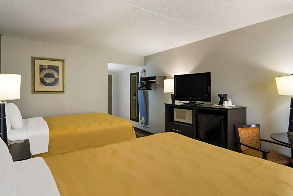 Quality Inn Aurora - Naperville Area