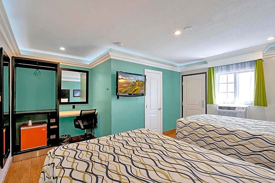 Photo 1 of 20 of Mid City Inn