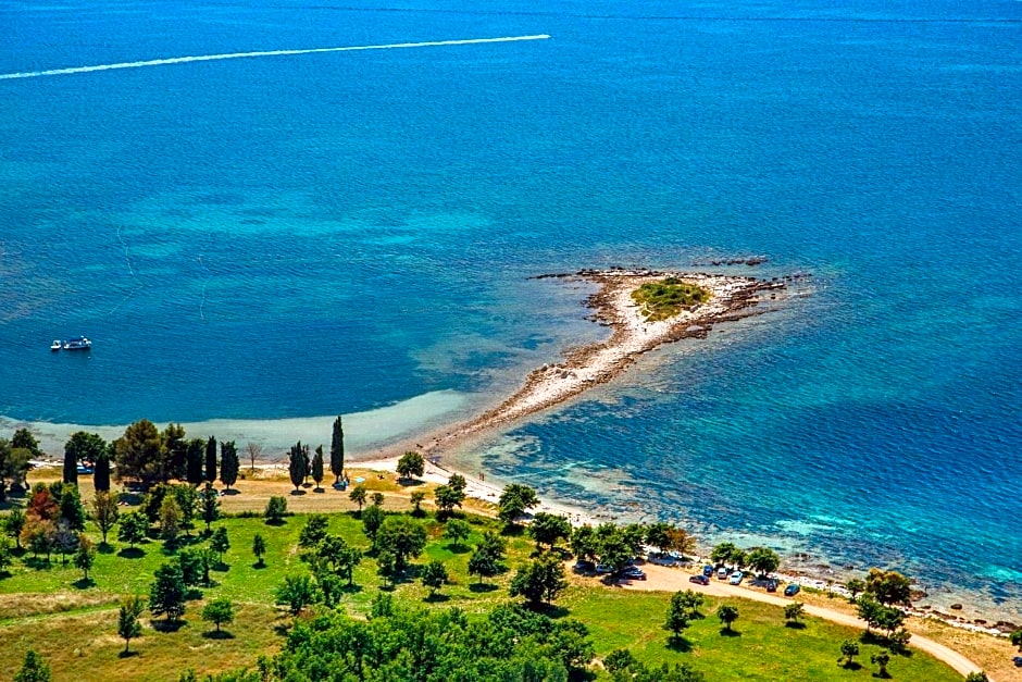 Apartments Polynesia Plava Laguna