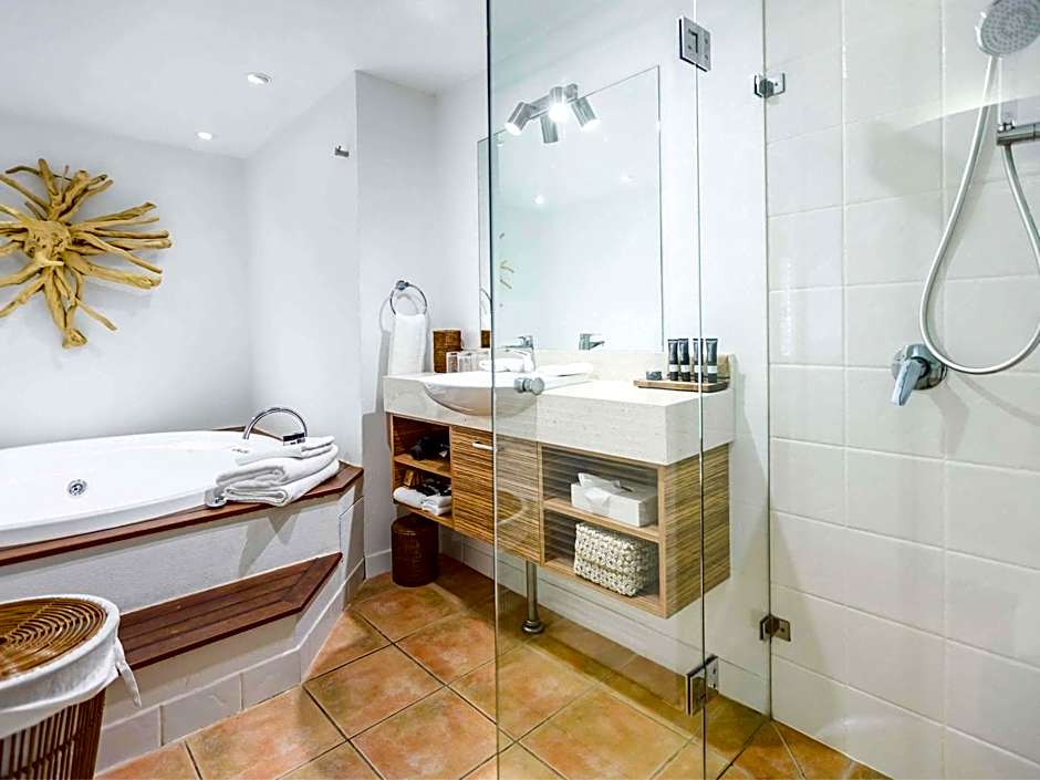 The Reef House Adults Retreat