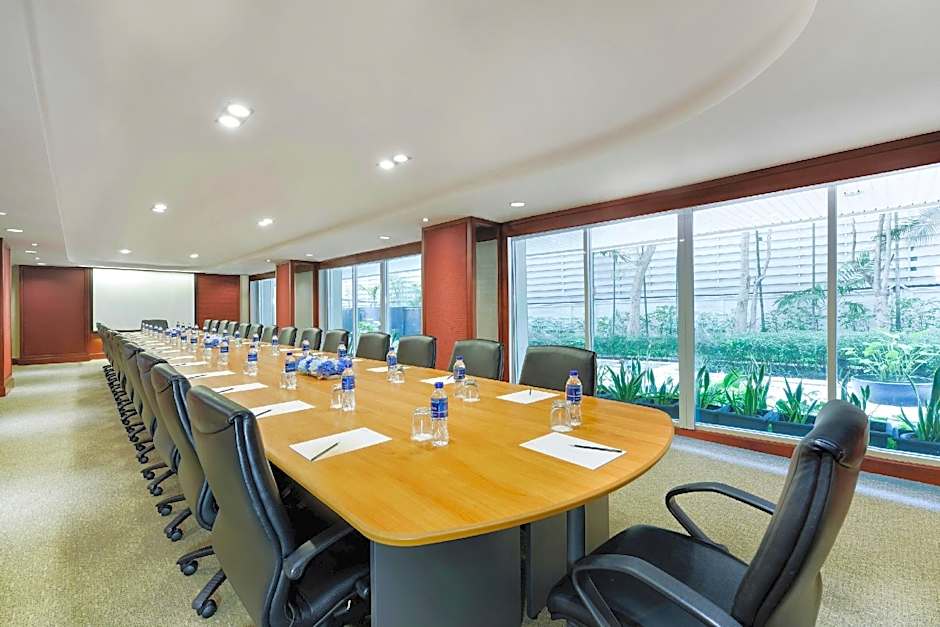 Centre Point Sukhumvit - Thong Lo Hotel