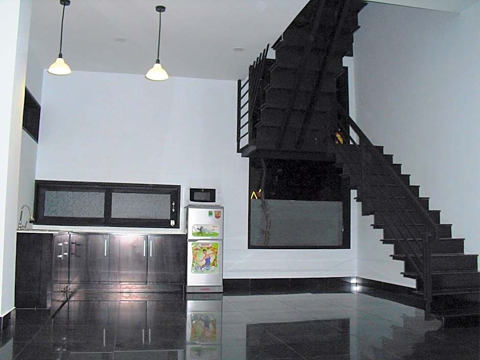 Van Nguyen Minihouse