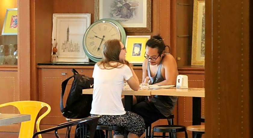 Glur Central Pratunam