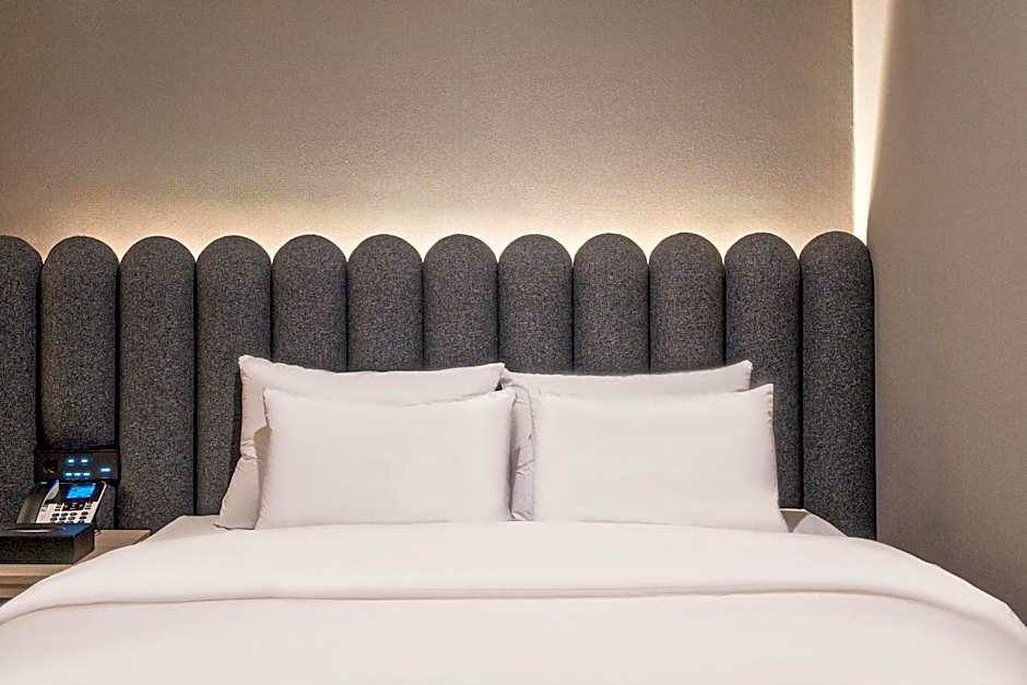 Gyeongju Poverta Hotel