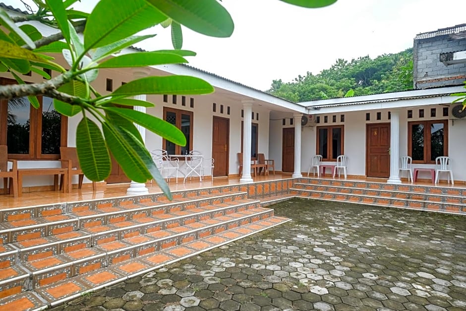 RedDoorz at Paris Ocean