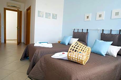 Double or Twin Room with Sea View