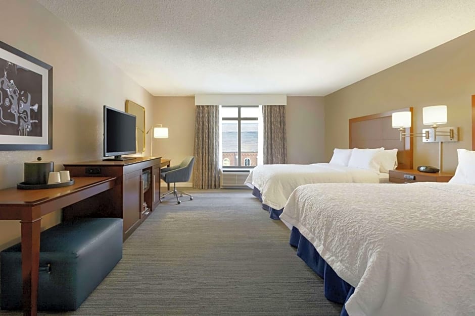 Hampton Inn & Suites Nashville Downtown