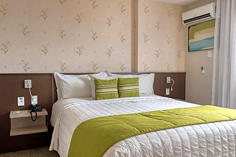 Family Suite with Sea View