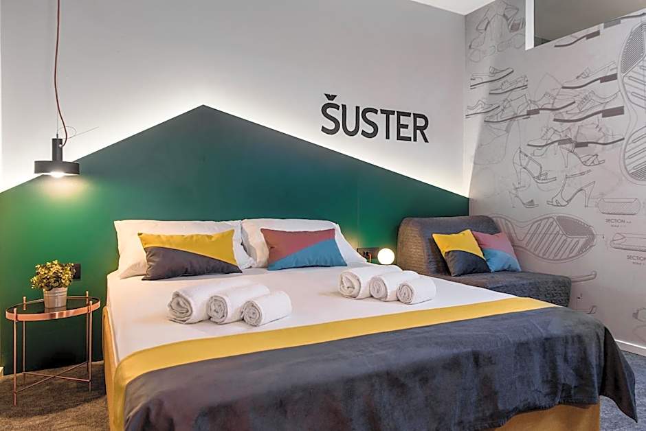Stay Swanky Hostel