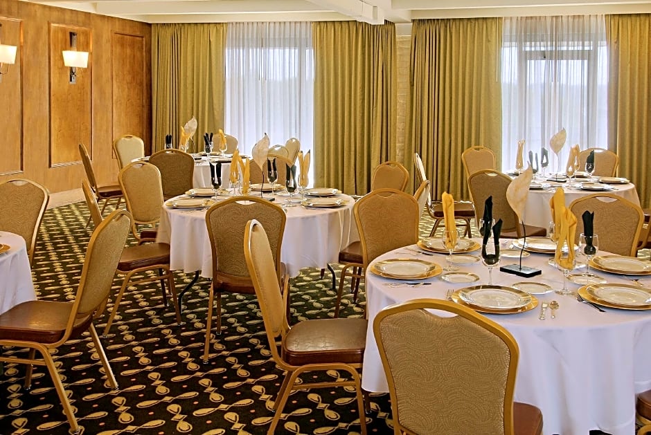 Aksarben Suites – Omaha, NE