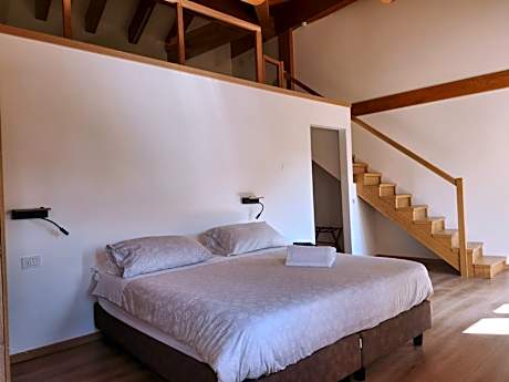 Suite with Mountain View