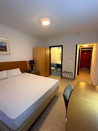 Triple Room with Pool View