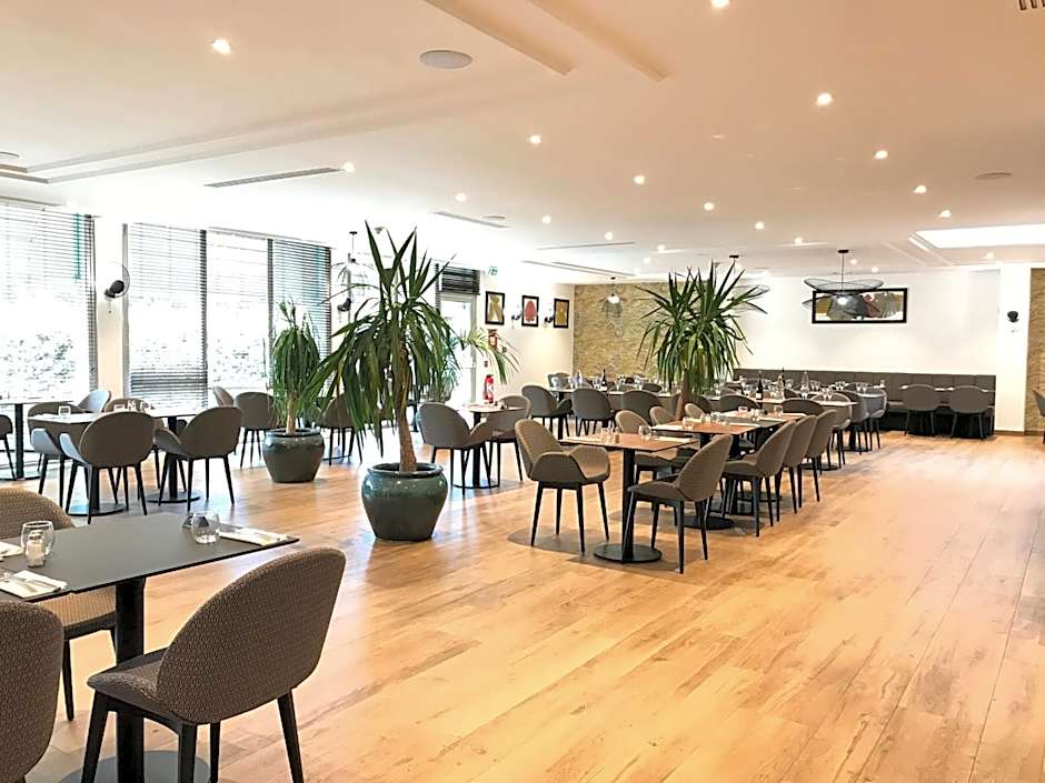 Hotel Inn Paris CDG Airport 