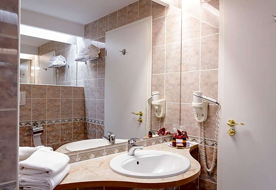 Atrium Hotel Bucharest City Center