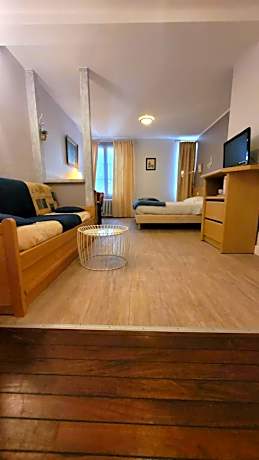 Triple Room with Bath