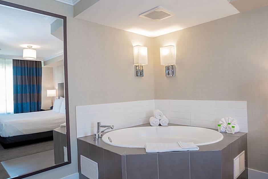 Sandman Hotel Oakville