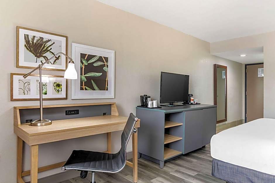 Country Inn & Suites by Radisson, Atlanta Airport South, GA
