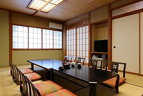 Japanese-Style Room