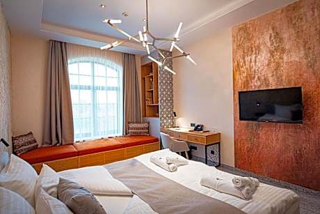 Suite with River View