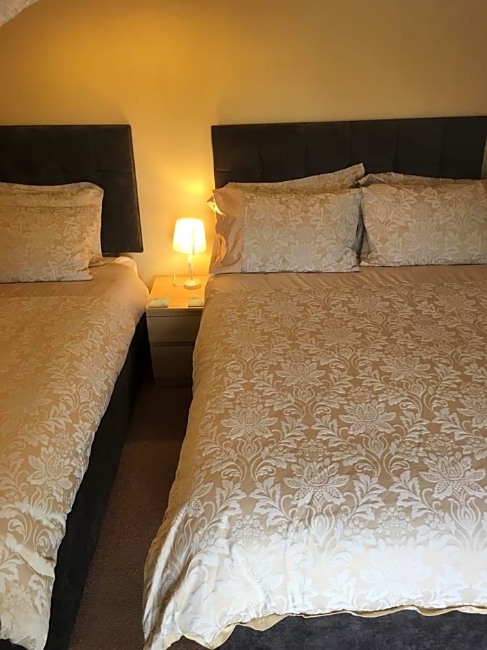 The Townhouse B and B free continental breakfast included