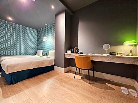 Standard Twin Room without Window