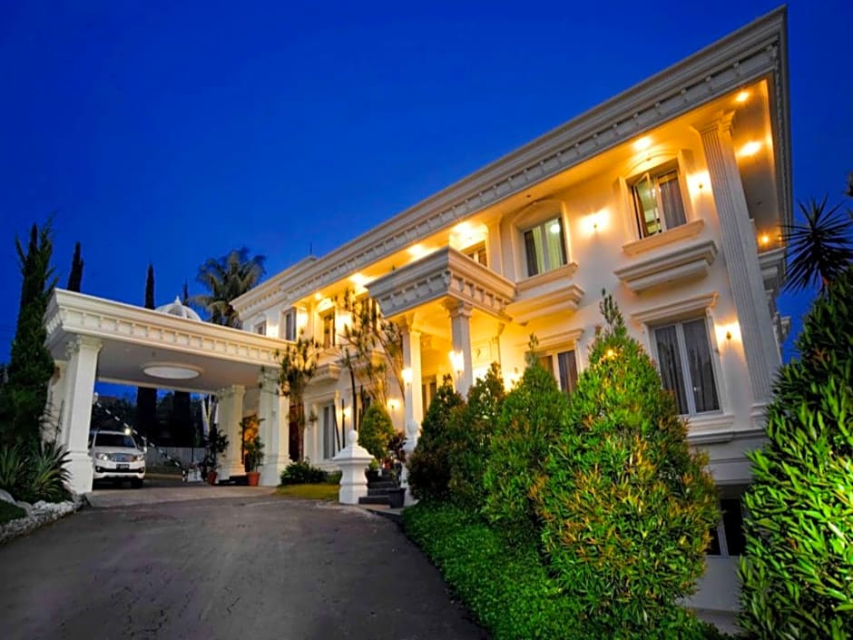 Rizen Premiere Hotel