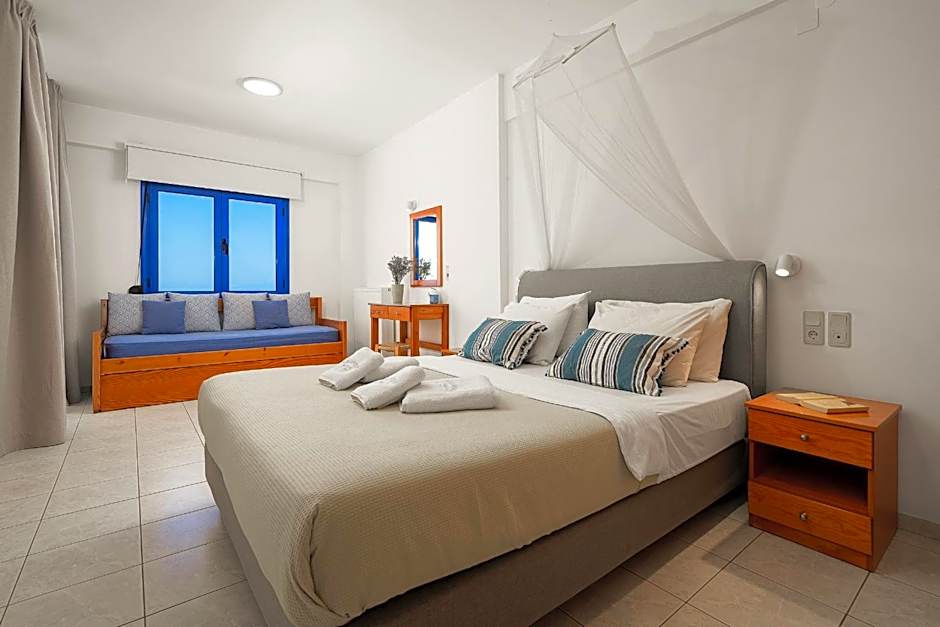 Finikas Studios & Apartments - Kalamaki Holidays
