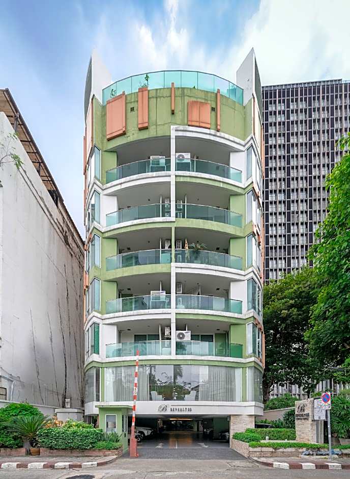 Beverly 33 by Aspira