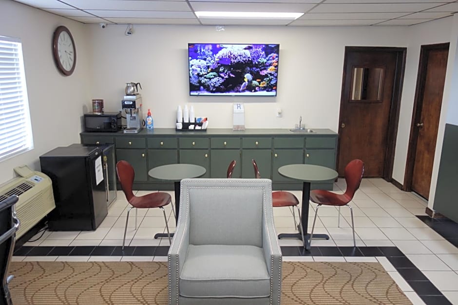 VIP Inn and Suites