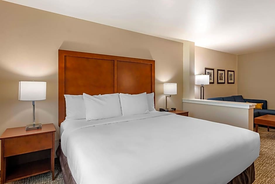 Comfort Inn & Suites Charlottesville Hollymead Town Center