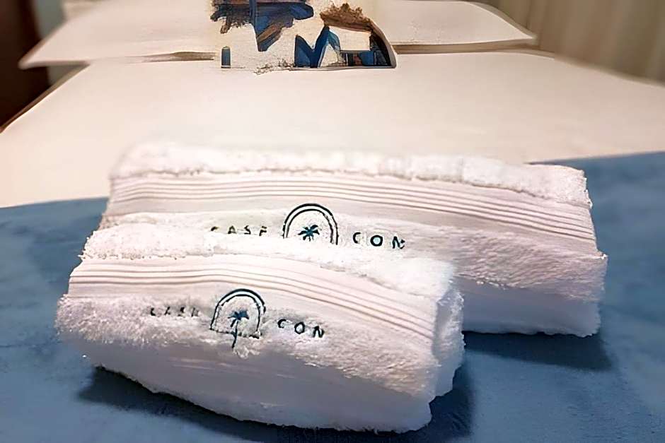 Casa confortável com vista mar e piscina