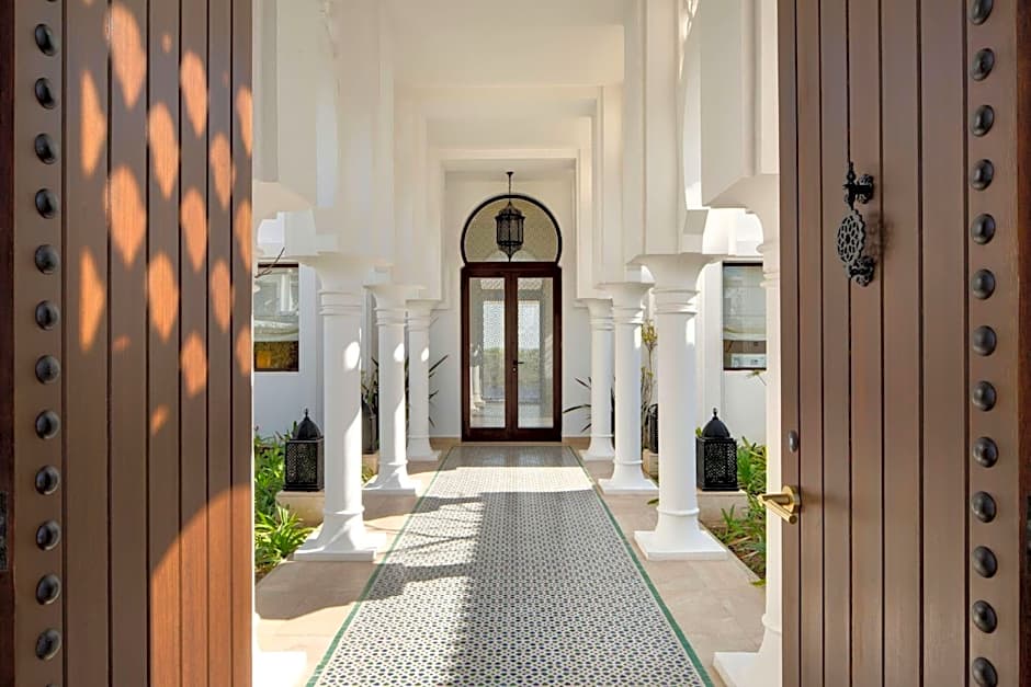 Banyan Tree Tamouda Bay