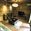 De Sapphire Cliff Villa by Danapati
