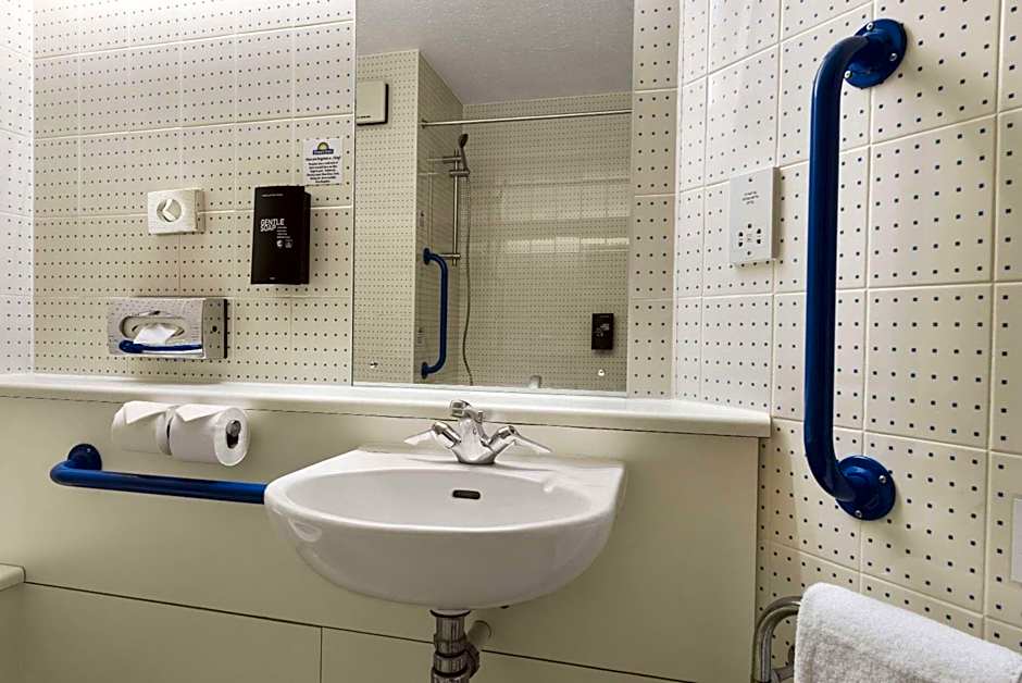 Days Inn Warwick South M40