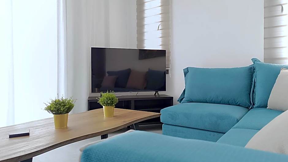 Larvella Estia Luxury Suites