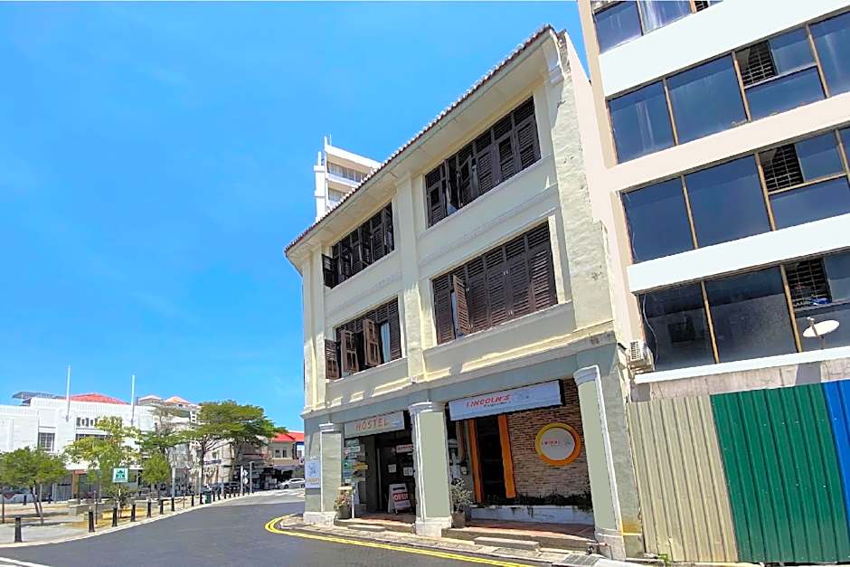 SPOT ON 90194 Lincoln's Backpacker's