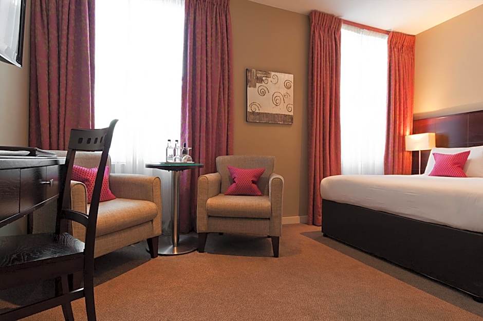 Berjaya Eden Park London Hotel