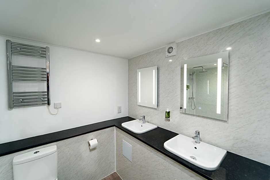 Ivy Bush Royal Hotel by Compass Hospitality