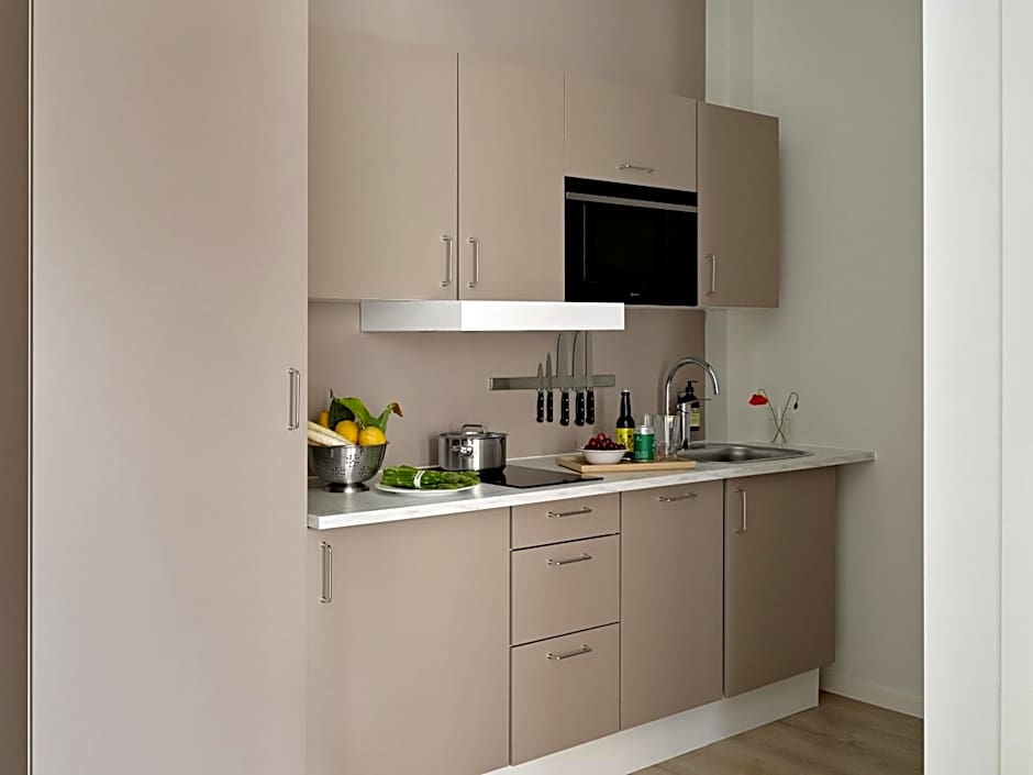 Flora Apartment Hotel