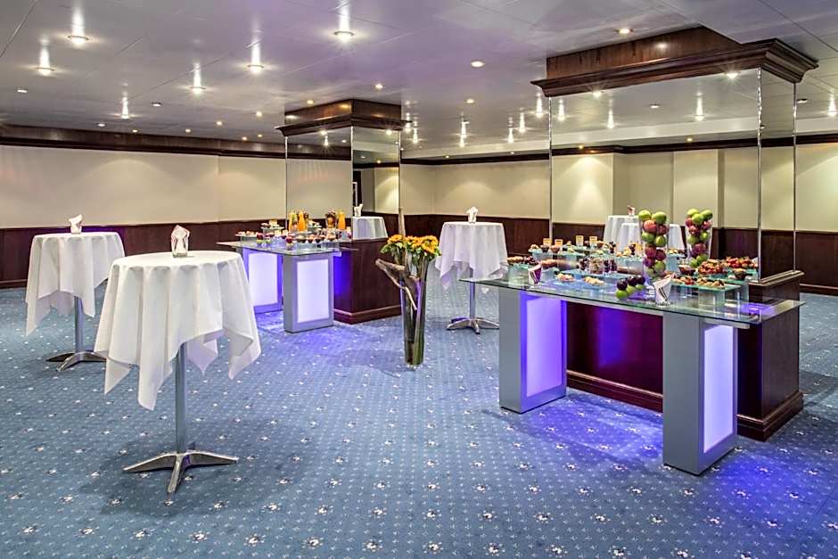 Crowne Plaza Zurich By IHG