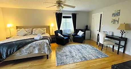 King Room with Lake View