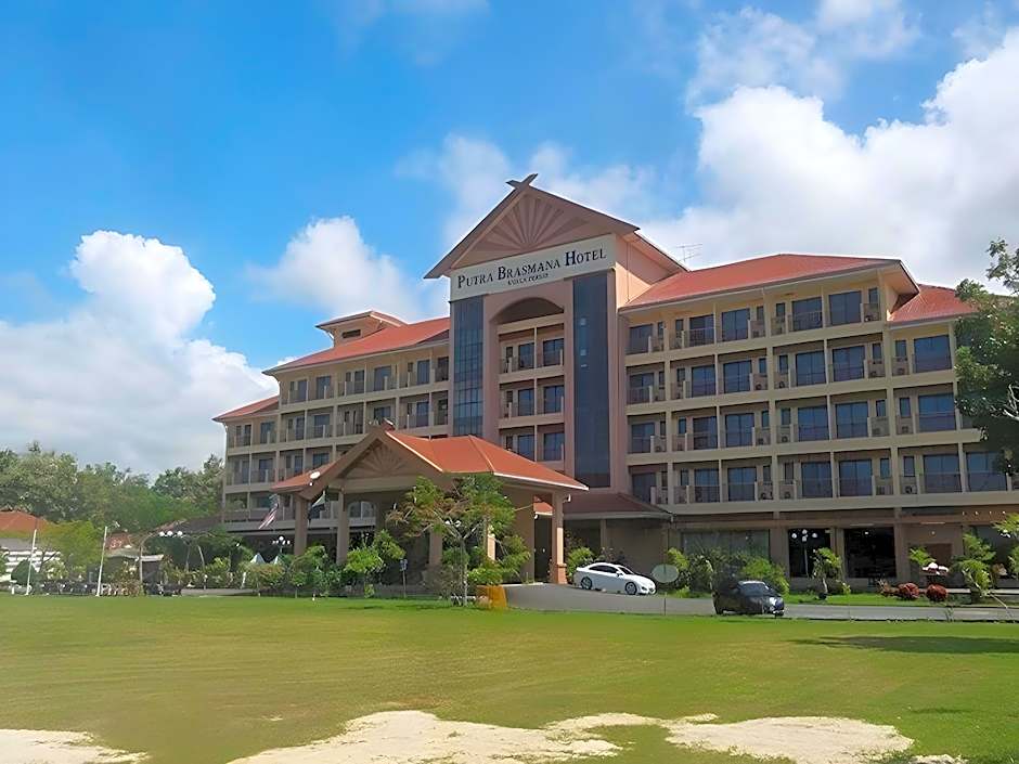 Putra Brasmana Hotel