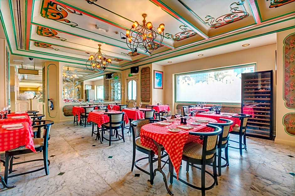 Novel Hotel City Center