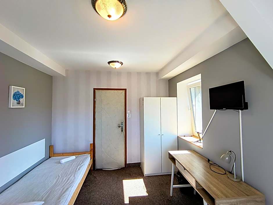 Fitness Hostel - darmowy parking