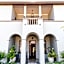 La Fontaine Boutique Hotel by The Oyster Collection