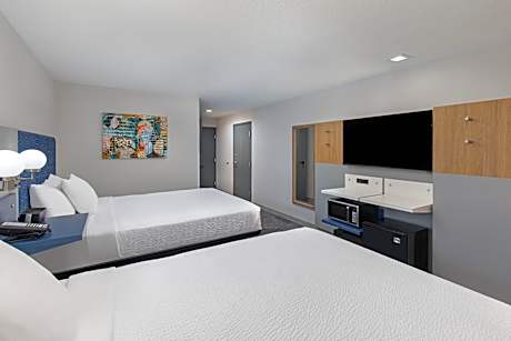 Queen Room with Two Queen Beds - Disability Access/Non-Smoking