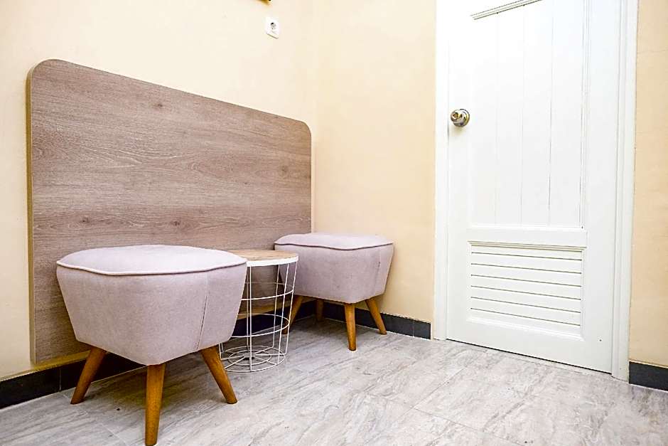 Sans Hotel City Park Medoho Semarang