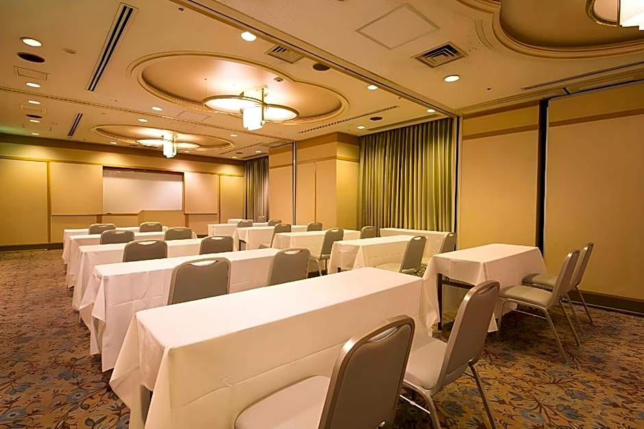 Shin Osaka Washington Hotel Plaza