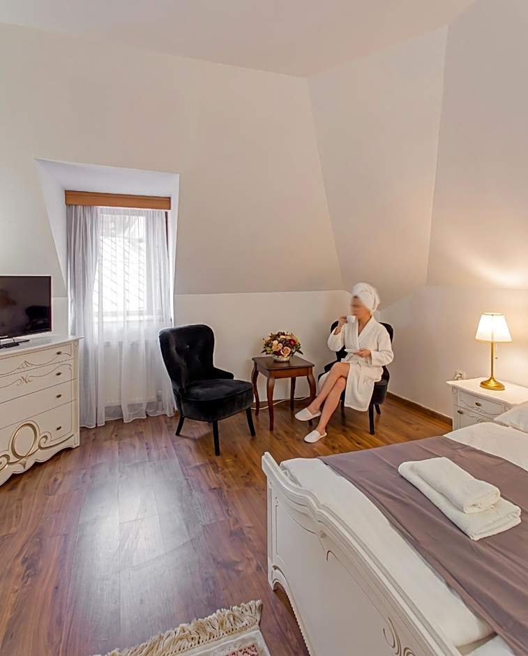 Hotel Salamander - Garni